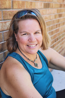 Lynette back to wall